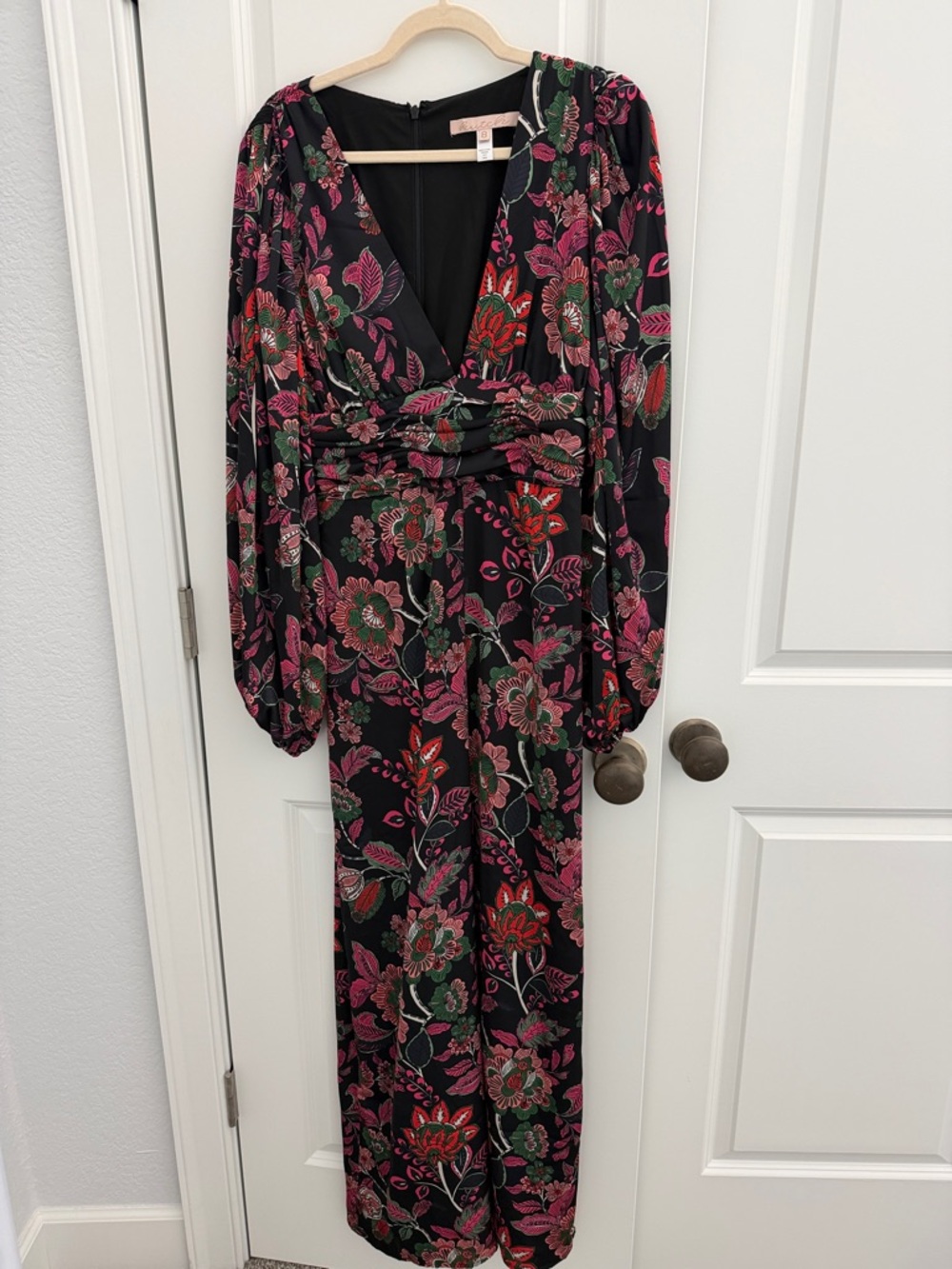 Black Floral V-Neck Long Sleeve romper